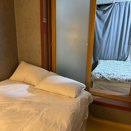 G Mini Hotel Dongdaemun Seoel Buitenkant foto