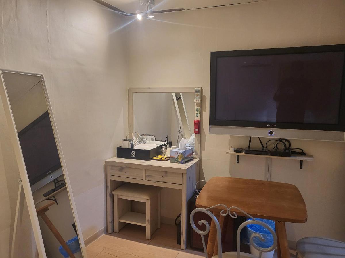 G Mini Hotel Dongdaemun Seoel Buitenkant foto