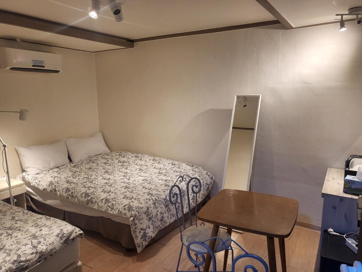 G Mini Hotel Dongdaemun Seoel Buitenkant foto