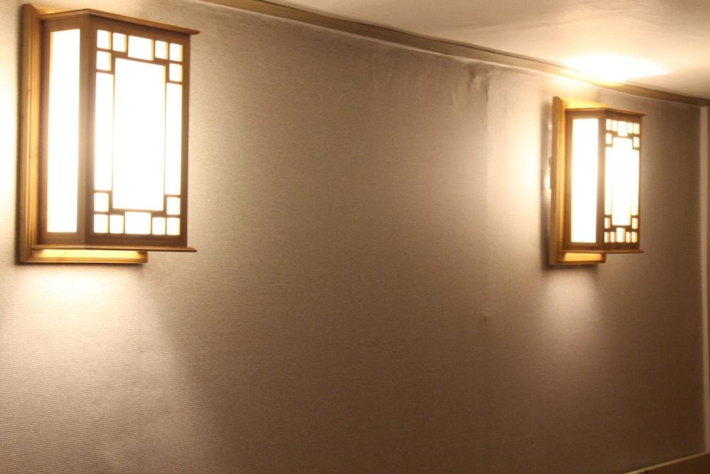 G Mini Hotel Dongdaemun Seoel Buitenkant foto