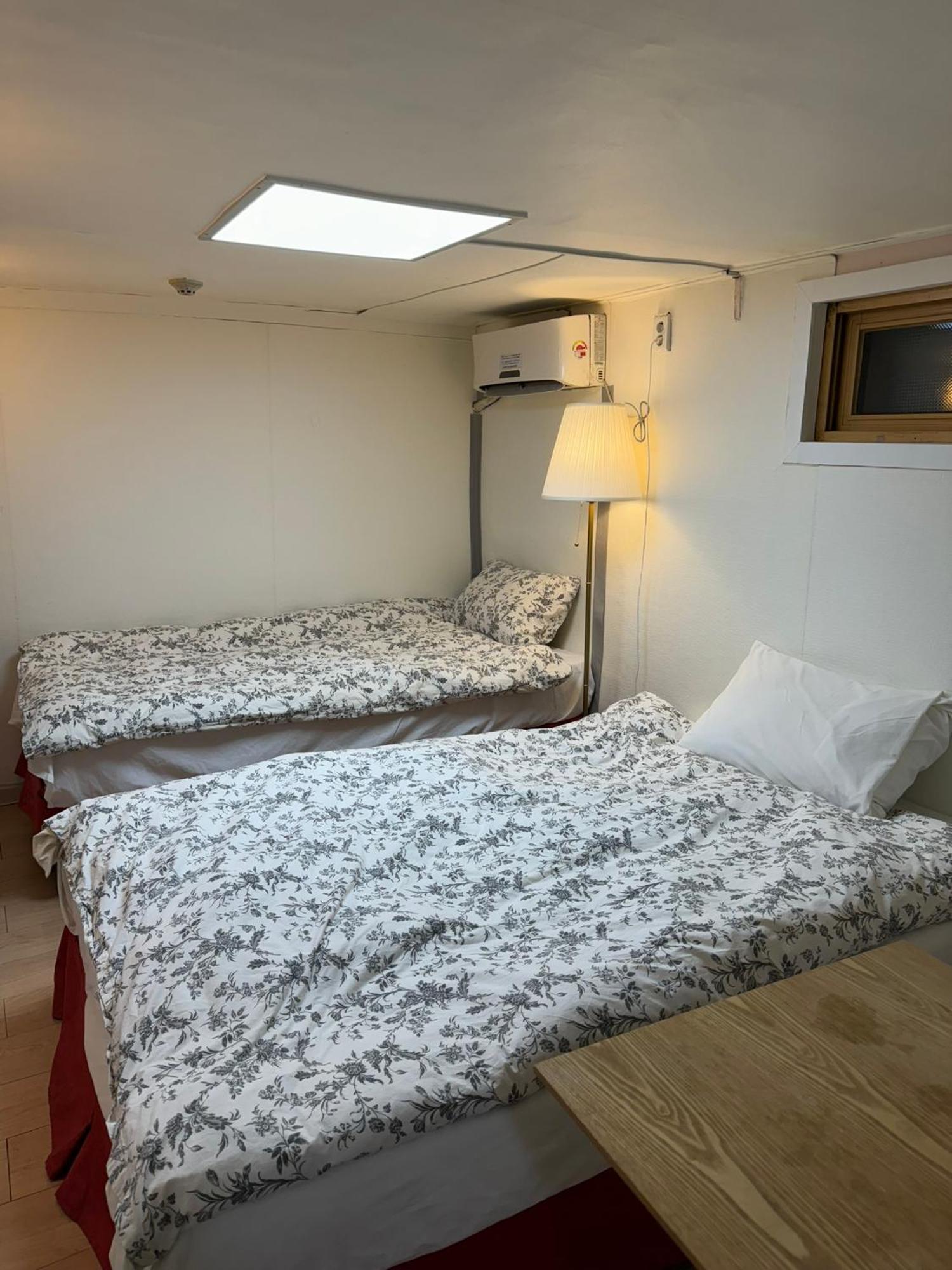 G Mini Hotel Dongdaemun Seoel Buitenkant foto