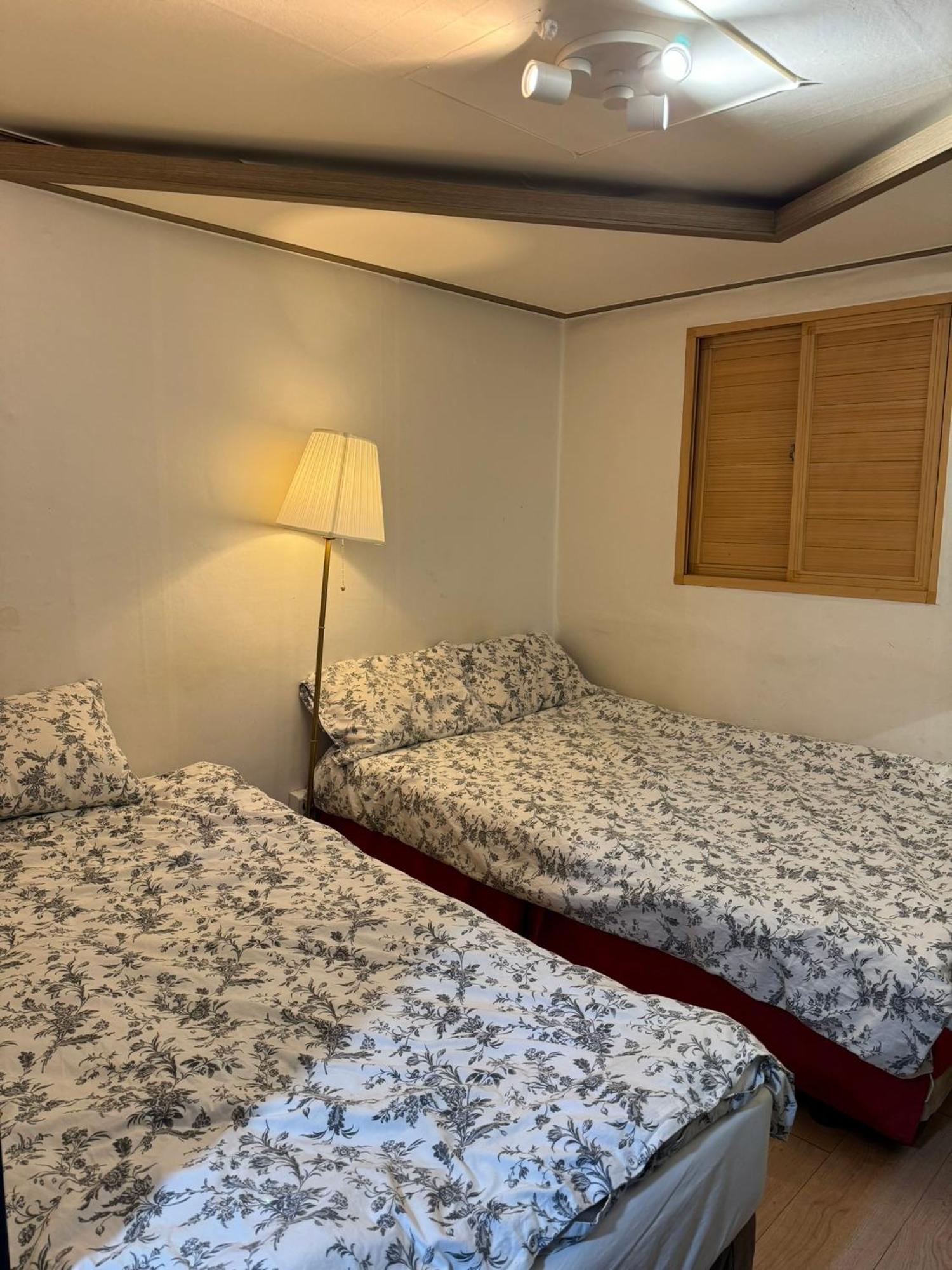 G Mini Hotel Dongdaemun Seoel Buitenkant foto
