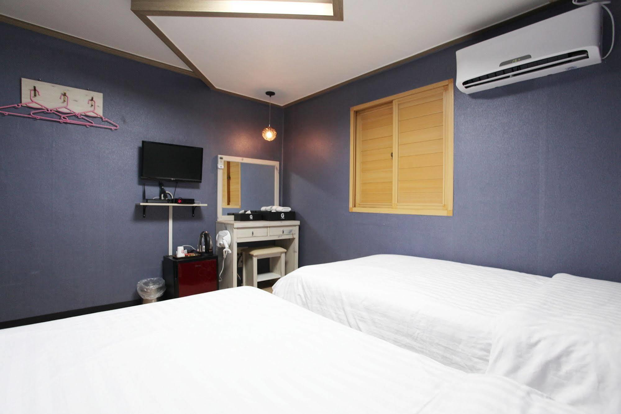 G Mini Hotel Dongdaemun Seoel Buitenkant foto
