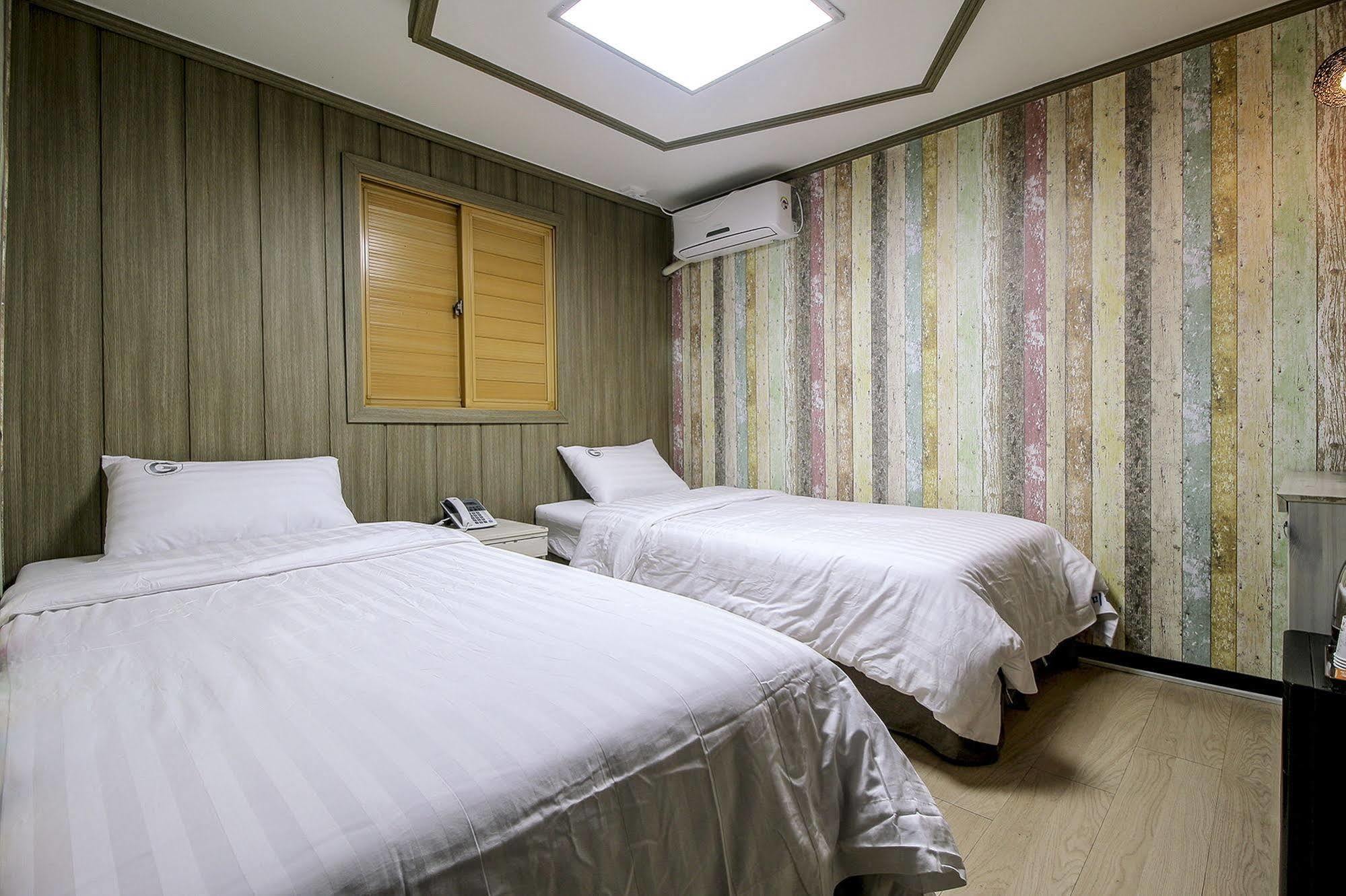 G Mini Hotel Dongdaemun Seoel Buitenkant foto